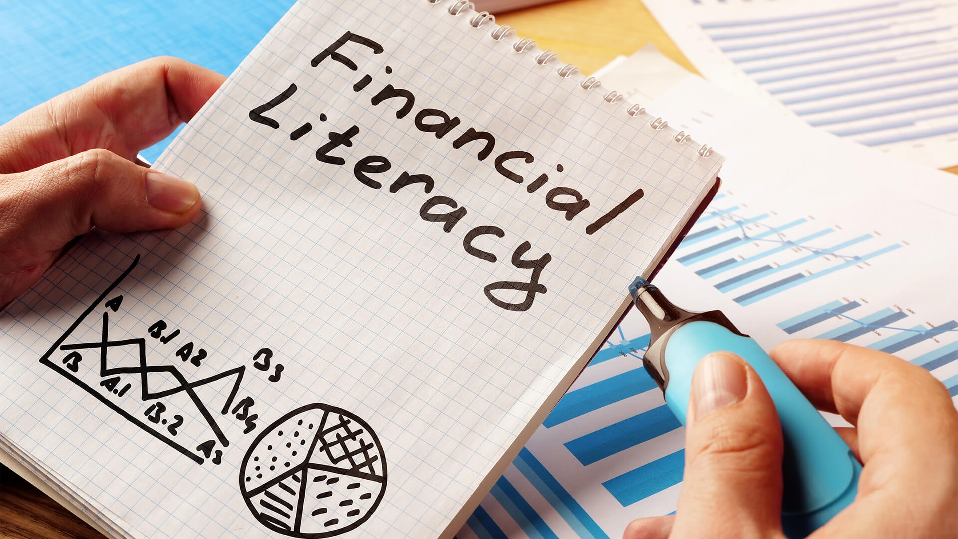 Financial Literacy for Students: Important Points - Acquisition  International